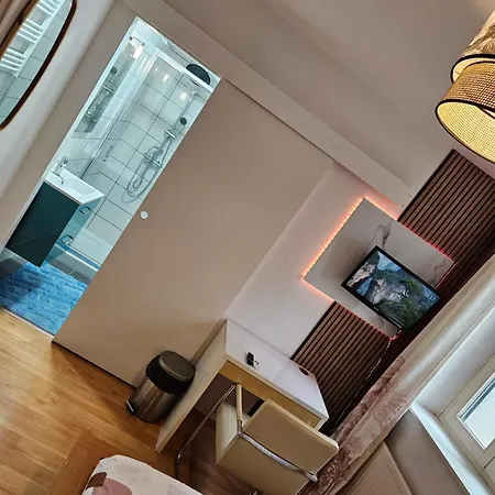 Bed & Breakfast Confort - Salle De Bain - 5 Mins Gare Annemasse